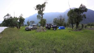 Разбили лагерь недалеко от устья реки Чулышман