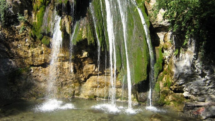 Водопад Джур-Джур фотографии
