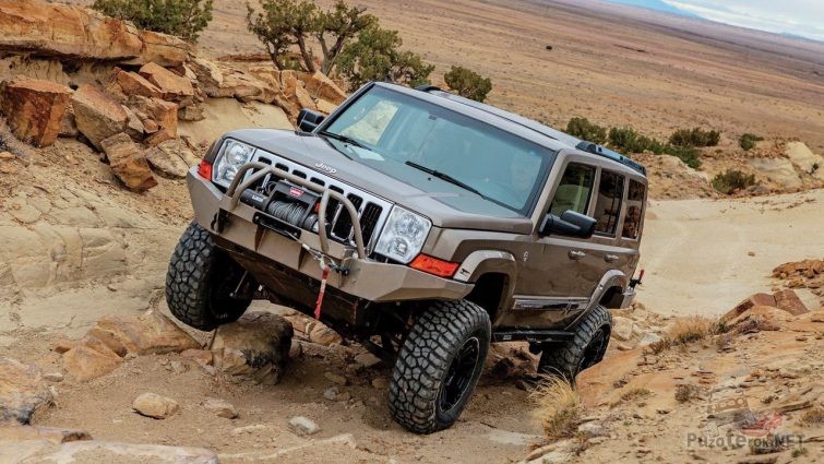 Лифтованный Jeep Commander