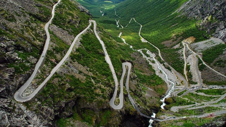 Горный перевал Дорога троллей в Норвегии