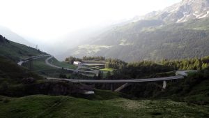 Перевал Коль де Турини на пути между Испанией и Швейцарией