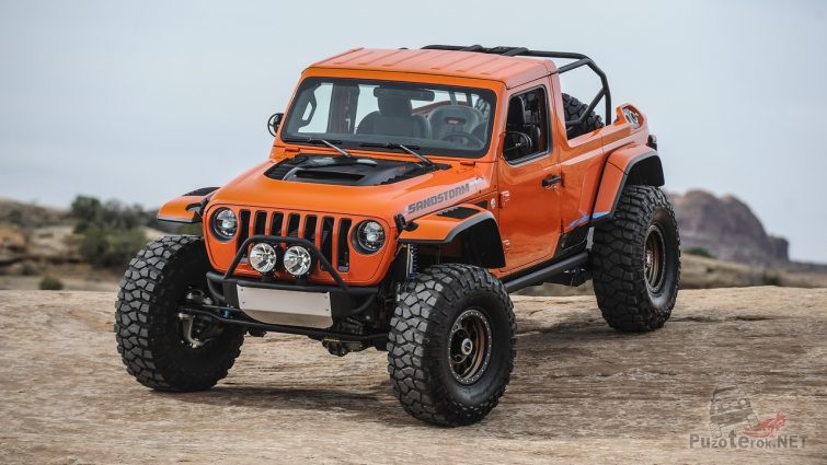 Оранжевый Jeep Sandstorm
