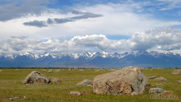 Сад камней в Баргузинской долине