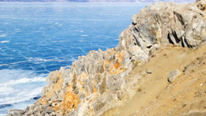 Вид на лёд с вершины Шаман-камня