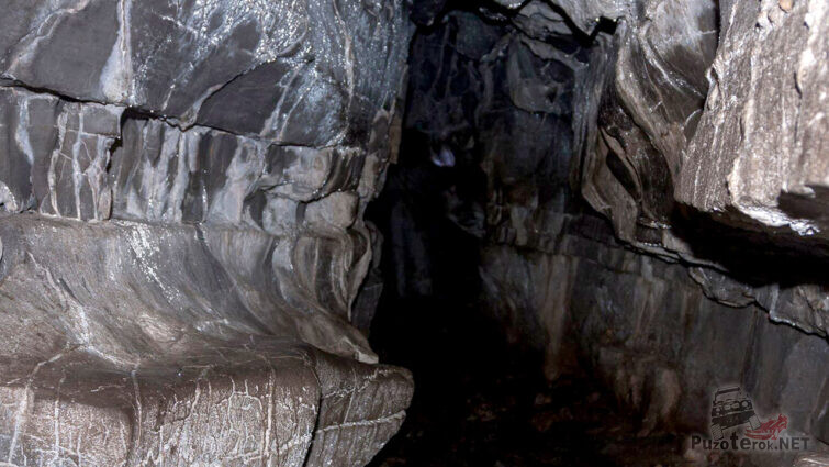 Своды пещеры Шамана