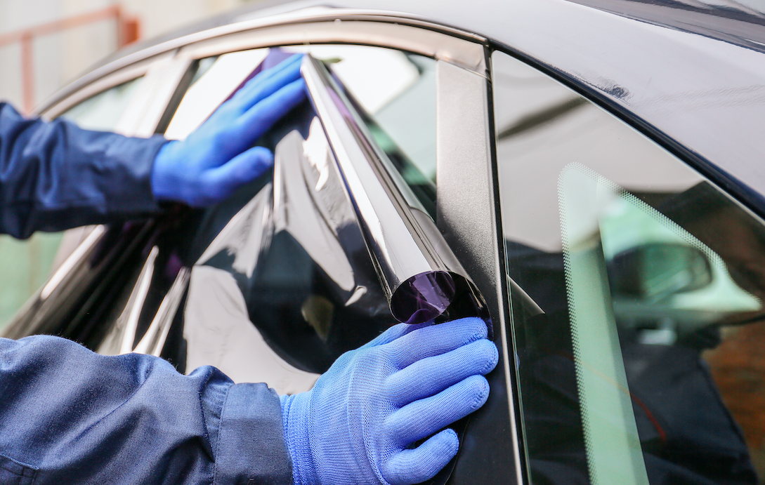 What are the benefits of tinted car windows?